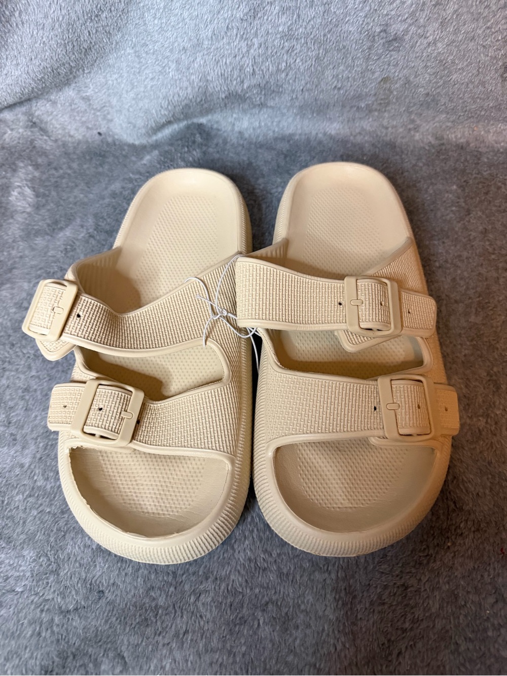 The Cloudies Slides Sandal Cream Color Buckle Woman’s Size 8.5-9.5 (40-41)